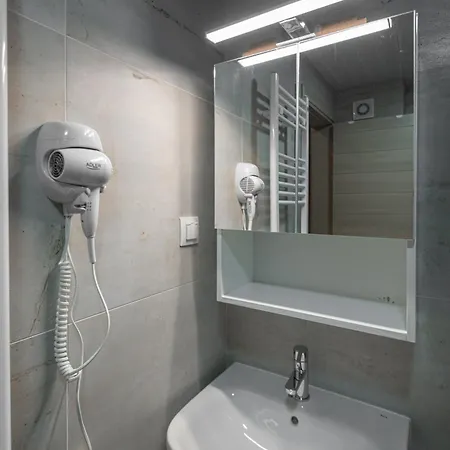 Luxury Adrianna Апартаменты Скопье