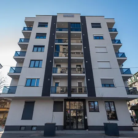 Luxury Adrianna Апартаменты *