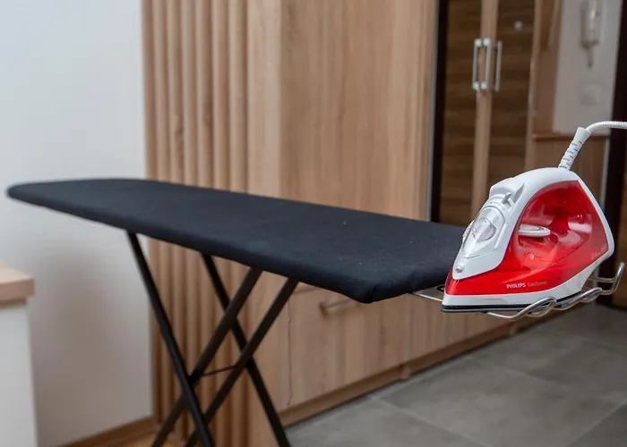 Luxury Adrianna * 斯科普里